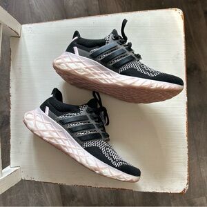 Adidas Ultraboost Web DNA Pink Black Size 7